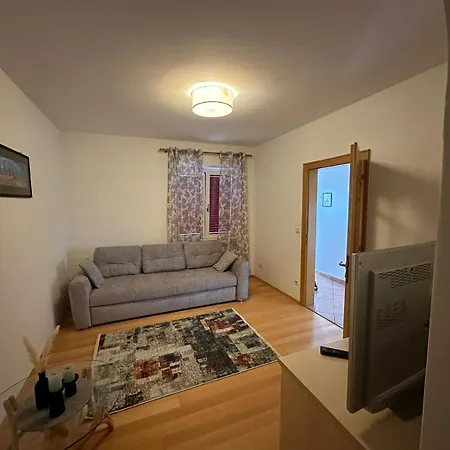 Haus Tirol Apartment Caldaro Exterior photo